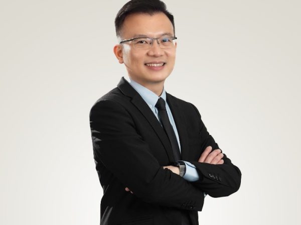 Dr. Chong Tze Sheng, Managing Director of DC Healthcare