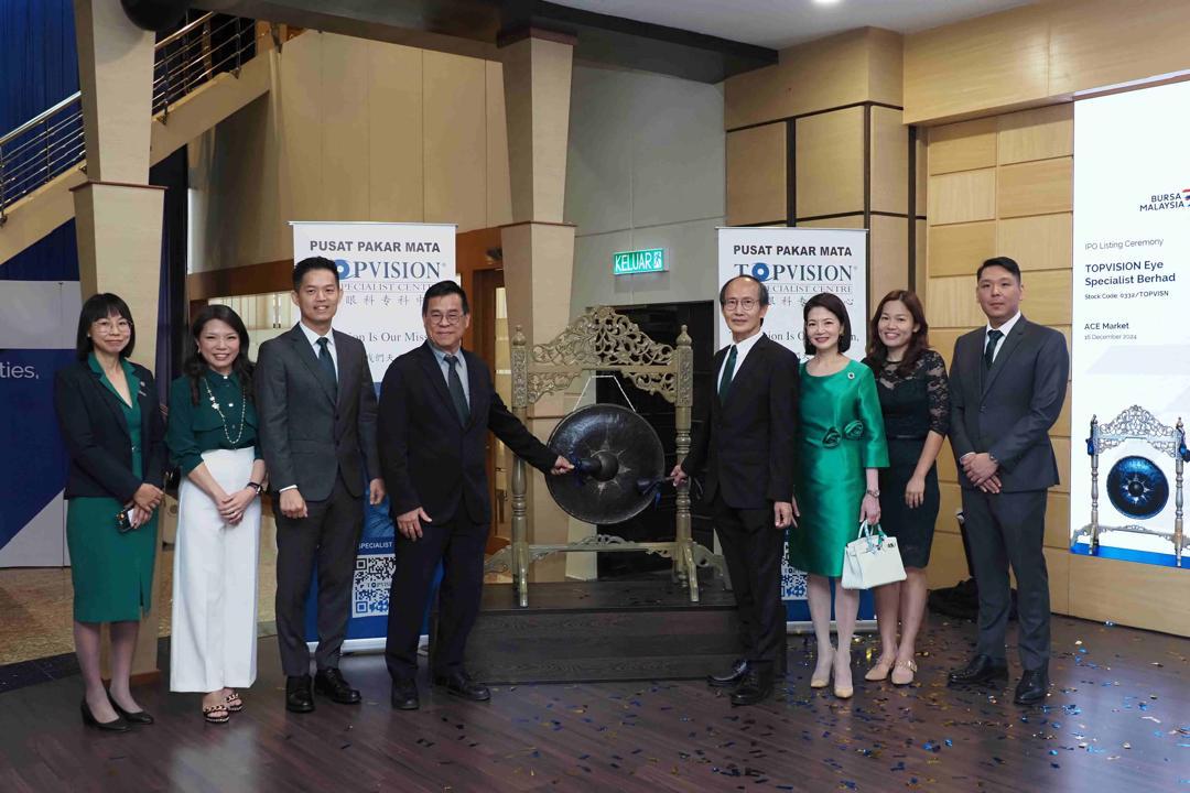 TOPVISION Eye Specialist Berhad Celebrates Transfer of Listing on ACE Market