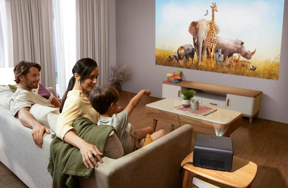 BenQ GP520 The Ultimate 4K HDR Projector