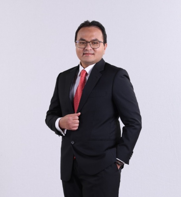 En. Mohd Iskandar Dzulkarnain, Managing Director of AmanahRaya Kenedix REIT Manager Sdn. Bhd.