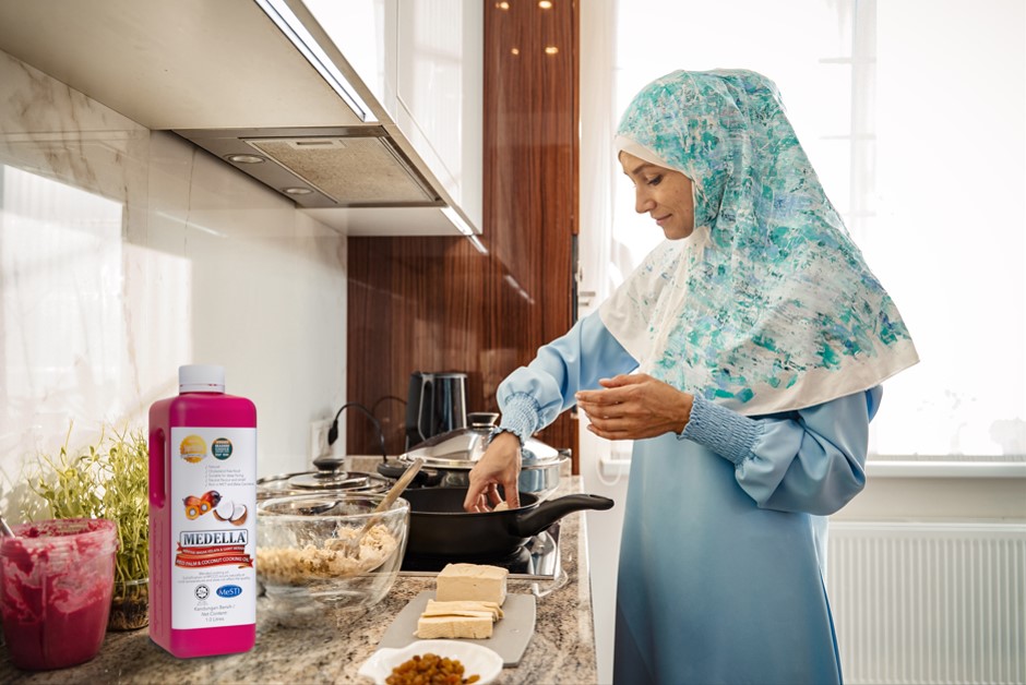 Medella Red Palm & Coconut Cooking Oil Medella Red Palm & Coconut Cooking Oil