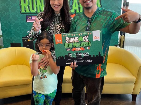 Daftar Shamrock Run Malaysia 2025 with Che Puan Sarimah Ibrahim