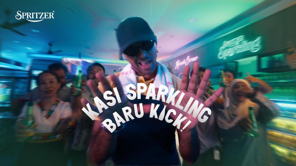 Spritzer Sparkling Brings Kasi Sparkling, Baru Kick!