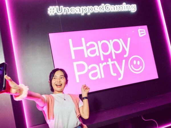 Yes Happy Party Vol. 1 Lights Up KL