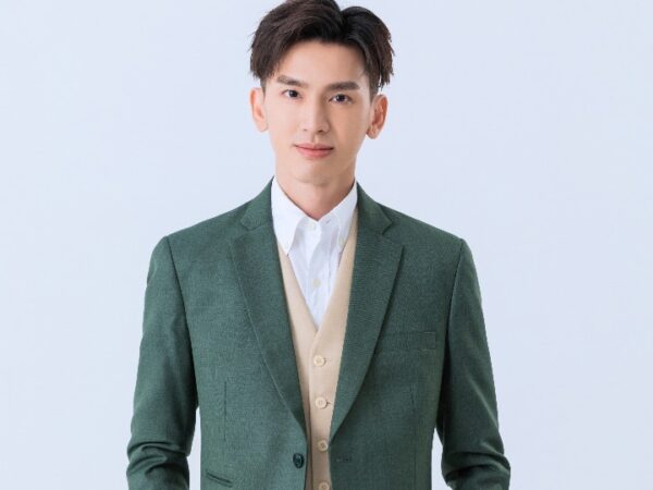 Mr. Vincent Nee, Group CEO of Systec