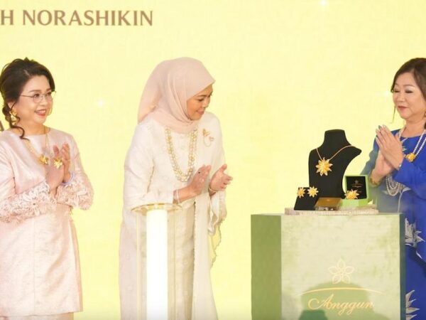 Poh Kong Unveils Royal-Inspired Anggun ‘Pesona Tanjung’ Collection