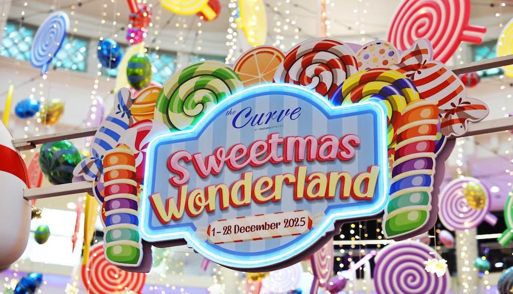 Celebrate Christmas at the Curve with Sweetmas Wonderland