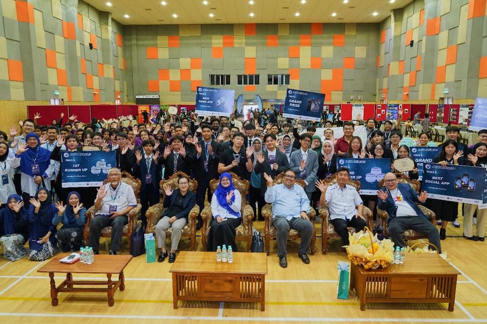Malaysian Students Impress with Innovative Apps on AppGallery