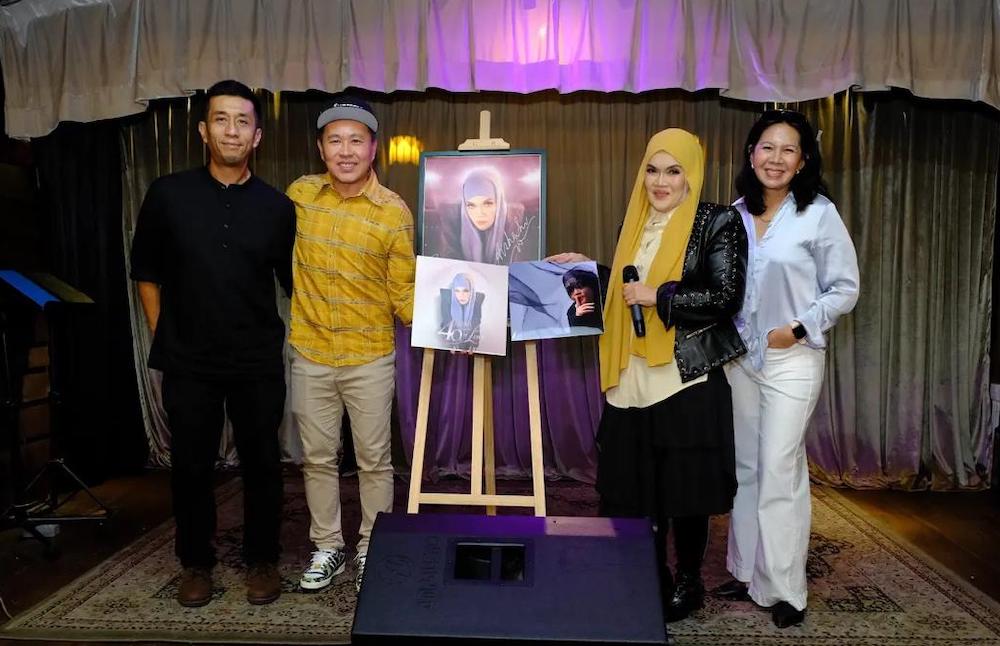 Pelancaran Aishah 40 Chapters of Love