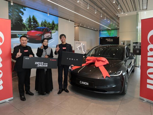 Canon Malaysia Drive Your Dream Campaign Tesla Model 3