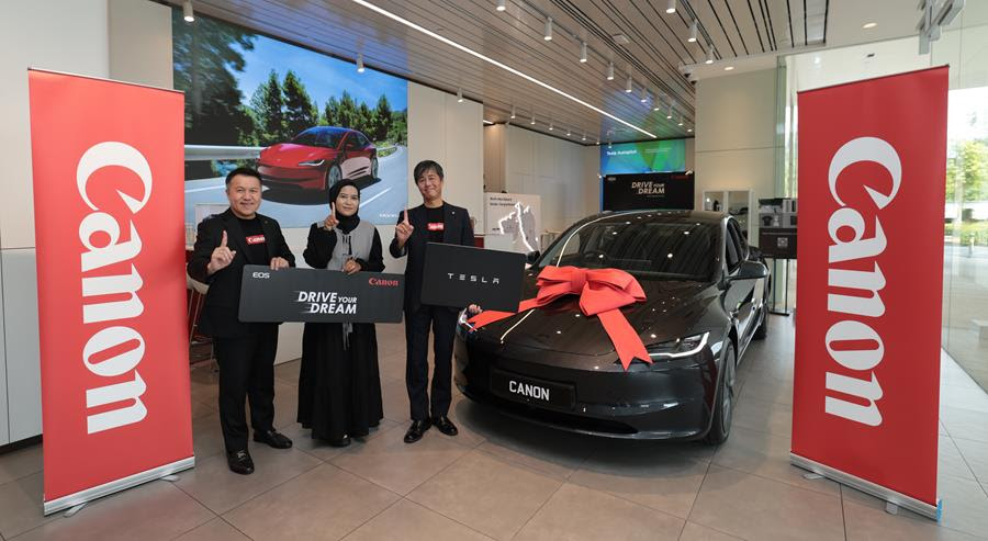 Canon Malaysia Drive Your Dream Campaign Tesla Model 3