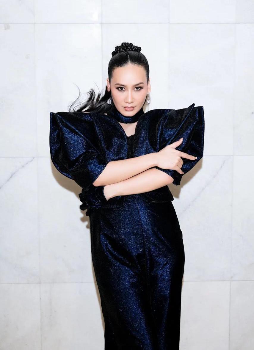 Marsha Milan Ungu 3 Dasawarsa Marsha Milan Ungu 3 Dasawarsa