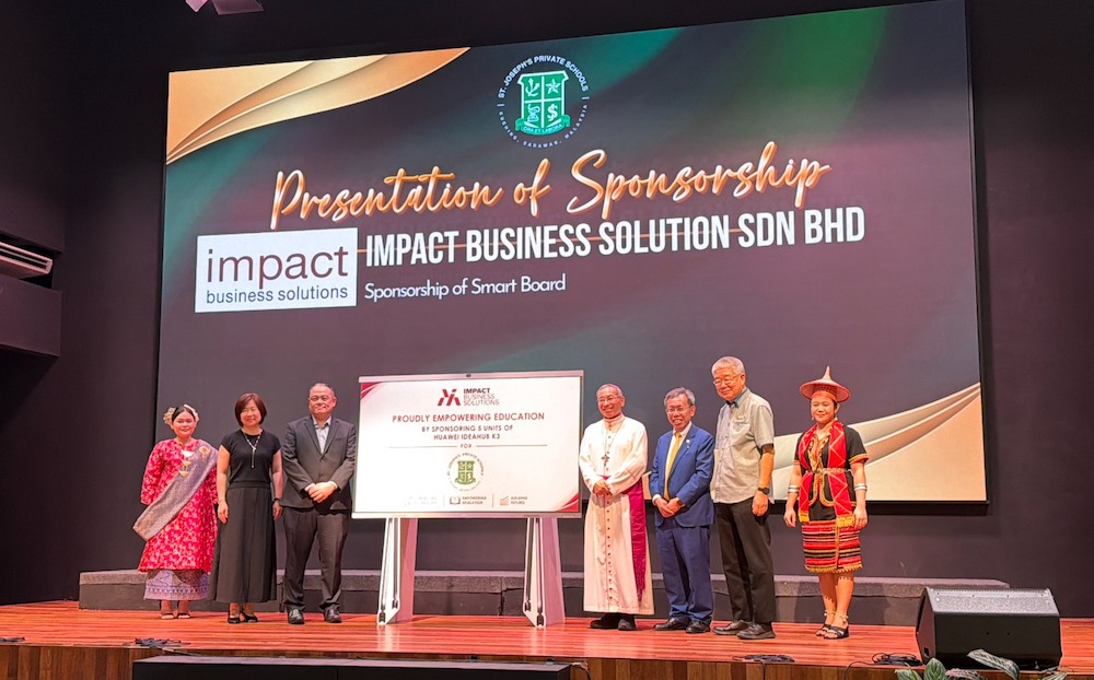 Impact Capital Empowers Digital Education Through Huawei IdeaHub
