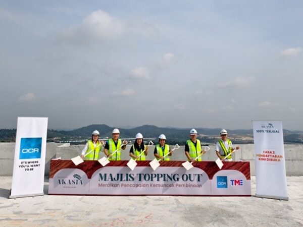 OCR Group Marks Residensi Akasia Topping Out