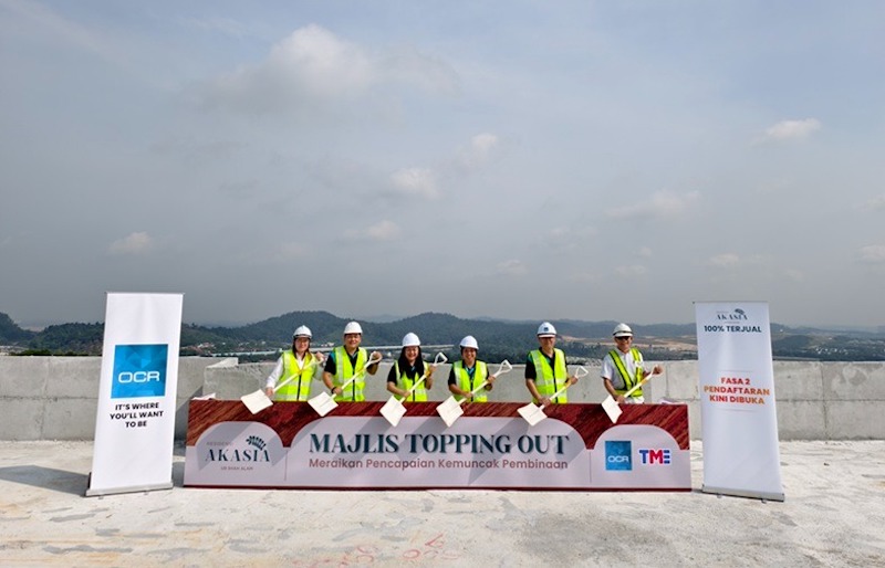 OCR Group Marks Residensi Akasia Topping Out
