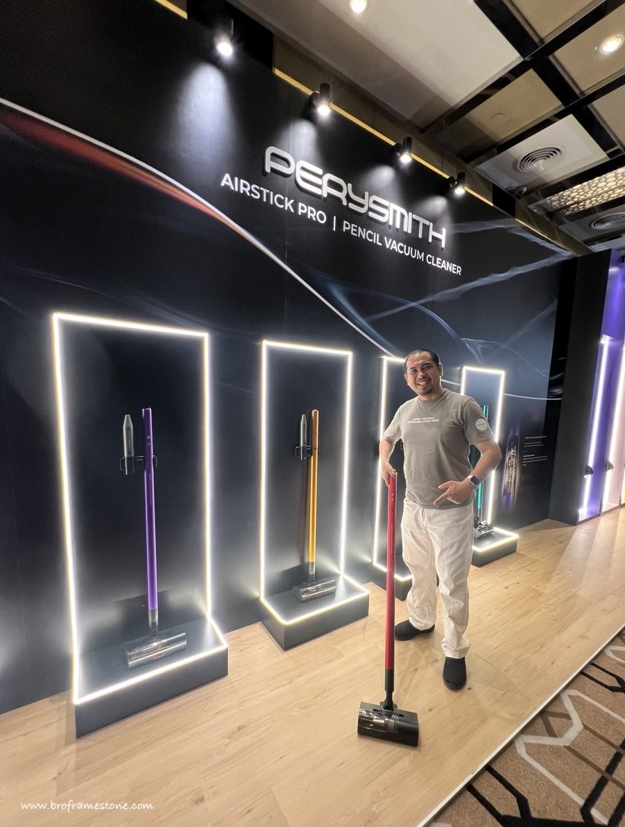 PerySmith Unveils Revolutionary AirStick Pro