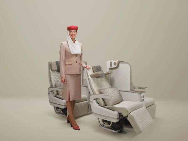 Emirates Introduces Electric Premium Economy Seats on Airbus A350