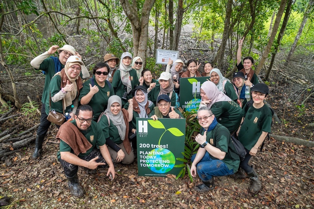 200 Mangrove Saplings Planted Kuala Selangor Nature Park 200 Mangrove Saplings Planted Kuala Selangor Nature Park