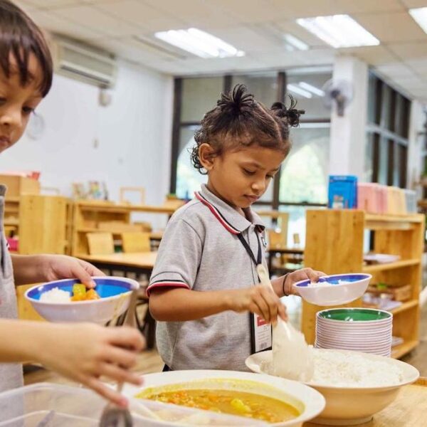 Hektar REIT Donates RM10,000 to Support Daily Meals for 100 Underprivileged Children